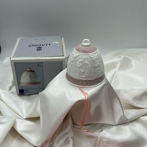 1991 Lladro Christmas Bell